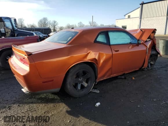 ✅ 2011 Dodge Challenger • VIN: 2B3CJ4DG7BH604301 • Lot: 85340744. Wystawiony na Copart z przebiegiem Nie podano. Bezpłatny archiwum sprzedaży aukcyjnych z USA i szczegółowy raport historii pojazdu na DreamBid. Zdjęcie 3.