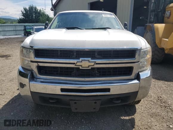 ✅ 2009 Chevrolet Silverado 2500HD Work Truck • VIN: 1GCHC43K29F130600 • Лот: 63311565. Опубликован ранее на Copart с пробегом Не указан. Бесплатный доступ к архиву аукционных продаж из США и подробный отчёт об истории автомобиля на DreamBid. Изображение 5.
