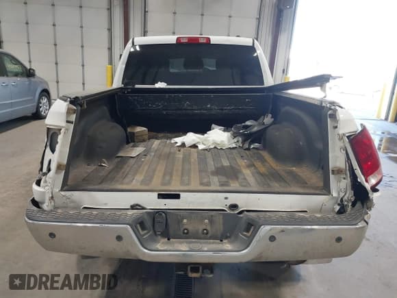✅ 2011 Ram 2500 Laramie • VIN: 3D7UT2HL5BG618700 • Лот: 43771351. Опубликован ранее на IAAI с пробегом 216 001 миль. Бесплатный доступ к архиву аукционных продаж из США и подробный отчёт об истории автомобиля на DreamBid. Изображение 16.