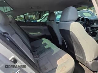 ✅ 2017 Hyundai Elantra Value Edition • VIN: 5NPD84LF2HH050429 • Lot: 86120785. Listed on Copart with 114,240 mi. Free auction sales archive from the USA and detailed vehicle history report at DreamBid. Image 6.