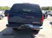 1998 Chevrolet Tahoe z VIN 3GNEK18R4WG101899, wystawiony jako Copart lot #71780145 z przebiegiem 264 478 mil mil oraz Szkoda całkowita • Salvage title. Historia ofert i sprzedaży dostępna na DreamBid. Obrazek 6.