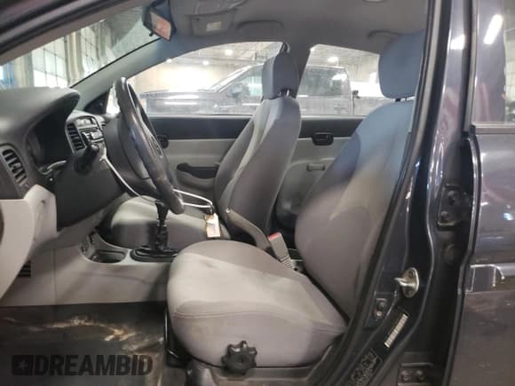 ✅ 2009 Hyundai Accent Auto GLS • VIN: KMHCN46C79U287149 • Лот: 88757405. Опубликован ранее на Copart с пробегом 95 370 миль. Бесплатный доступ к архиву аукционных продаж из США и подробный отчёт об истории автомобиля на DreamBid. Изображение 7.