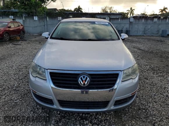 ✅ 2006 Volkswagen Passat 2.0T • VIN: WVWAK73CX6P168175 • Лот: 76001434. Опубликован ранее на Copart с пробегом 75 423 миль. Бесплатный доступ к архиву аукционных продаж из США и подробный отчёт об истории автомобиля на DreamBid. Изображение 5.