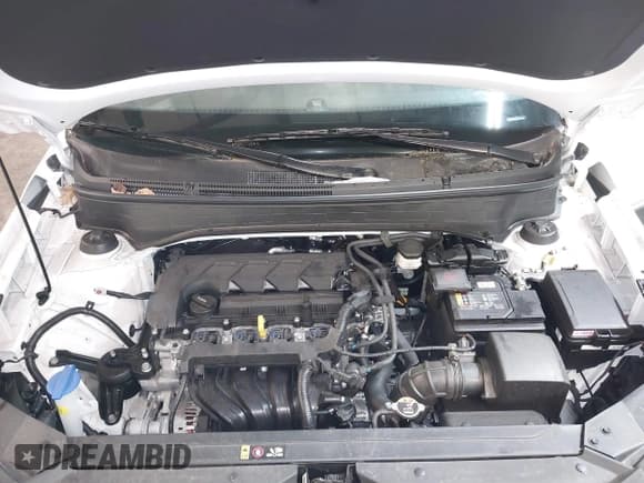 ✅ 2024 Hyundai Venue SEL • VIN: KMHRC8A36RU330944 • Lot: 41567001. Listed on IAAI with 7,184 mi. Free auction sales archive from the USA and detailed vehicle history report at DreamBid. Image 10.