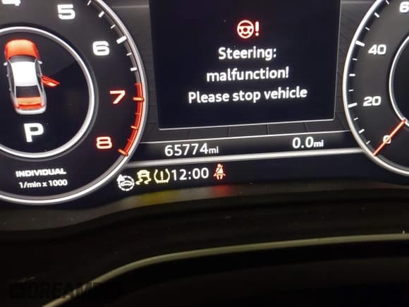 ✅ 2017 Audi A4 • VIN: WAUFNBF4XHN018325 • Lot: 41295582. Wystawiony na IAAI z przebiegiem 65 774 mil. Bezpłatny archiwum sprzedaży aukcyjnych z USA i szczegółowy raport historii pojazdu na DreamBid. Zdjęcie 7.