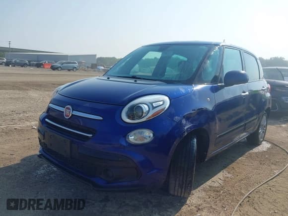 ✅ 2019 FIAT 500L Pop • VIN: ZFBNFAAH3KZ042453 • Lot: 42716575. Listed on IAAI with 66,766 mi. Free auction sales archive from the USA and detailed vehicle history report at DreamBid. Image 2.