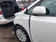 ✅ 2015 Toyota Sienna Limited • VIN: 5TDDK3DC9FS115784 • Лот: 41355934. Опубликован ранее на IAAI с пробегом 125 675 миль. Бесплатный доступ к архиву аукционных продаж из США и подробный отчёт об истории автомобиля на DreamBid. Изображение 17.