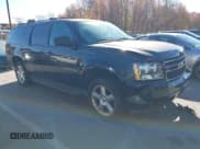 ✅ 2013 Chevrolet Suburban LT • VIN: 1GNSCJE0XDR292554 • Лот: 43662748. Опубликован ранее на IAAI с пробегом 233 084 миль. Бесплатный доступ к архиву аукционных продаж из США и подробный отчёт об истории автомобиля на DreamBid. Изображение 1.