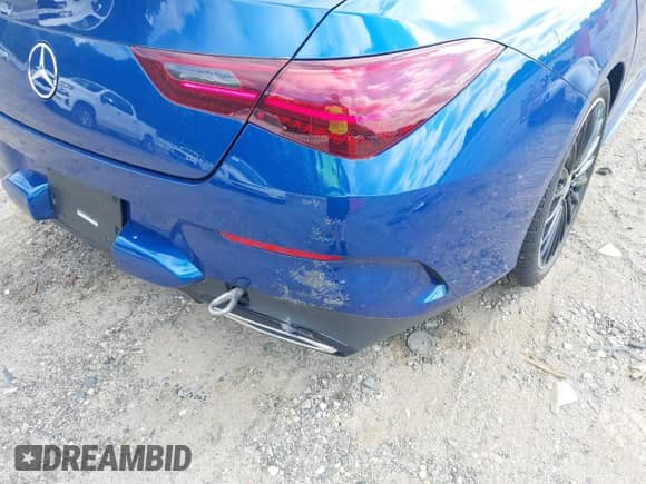 2025 Mercedes-Benz CLA 250 с VIN W1K5J4GB2SN517412, выставлен на аукционе IAAI как лот 42625690 с пробегом 1 047 миль миль и . История ставок и продаж доступна на DreamBid. Изображение 18.