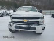 ✅ 2018 Chevrolet Silverado 2500HD LT • VIN: 1GC1KVEG1JF204581 • Lot: 88690305. Wystawiony na Copart z przebiegiem 131 127 mil. Bezpłatny archiwum sprzedaży aukcyjnych z USA i szczegółowy raport historii pojazdu na DreamBid. Zdjęcie 5.