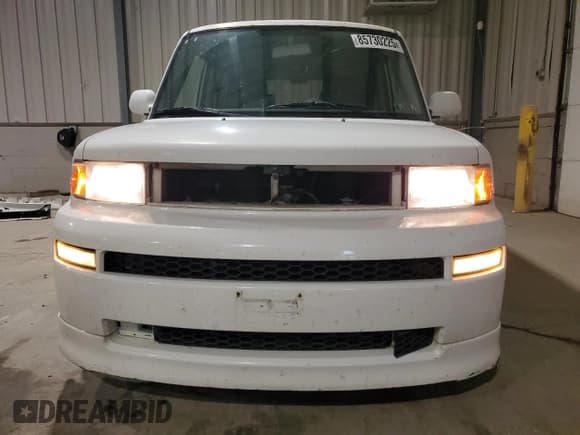 ✅ 2004 Scion xB • VIN: JTLKT334440131569 • Лот: 85730225. Опубликован ранее на Copart с пробегом 174 316 миль. Бесплатный доступ к архиву аукционных продаж из США и подробный отчёт об истории автомобиля на DreamBid. Изображение 5.