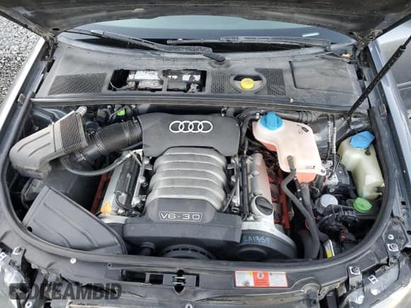 ✅ 2004 Audi A4 3.0L • VIN: WAUDT48H04K015549 • Lot: 85260524. Listed on Copart with 203,946 mi. Free auction sales archive from the USA and detailed vehicle history report at DreamBid. Image 11.