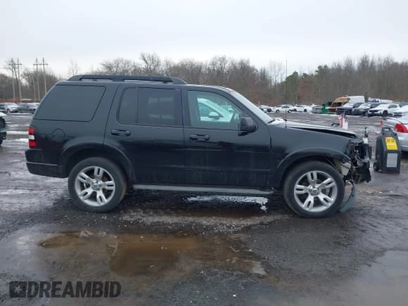 ✅ 2010 Ford Explorer XLT • VIN: 1FMEU8DE5AUA85647 • Lot: 41534833. Listed on IAAI with 129,925 mi. Free auction sales archive from the USA and detailed vehicle history report at DreamBid. Image 13.