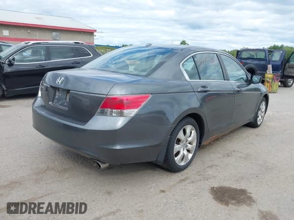 ✅ 2008 Honda Accord EX-L • VIN: 1HGCP258X8A012957 • Lot: 43079868. Listed on IAAI with 202,970 mi. Free auction sales archive from the USA and detailed vehicle history report at DreamBid. Image 4.