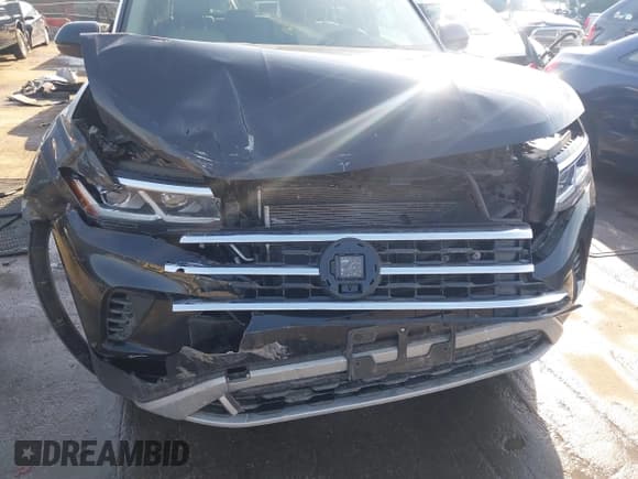 ✅ 2022 Volkswagen Atlas SE • VIN: 1V2LP2CA8NC541150 • Lot: 41440577. Wystawiony na IAAI z przebiegiem 77 028 mil. Bezpłatny archiwum sprzedaży aukcyjnych z USA i szczegółowy raport historii pojazdu na DreamBid. Zdjęcie 17.