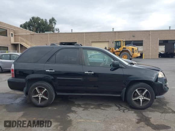 ✅ 2005 Acura MDX Touring • VIN: 2HNYD18935H522926 • Lot: 43689992. Listed on IAAI with 230,691 mi. Free auction sales archive from the USA and detailed vehicle history report at DreamBid. Image 13.