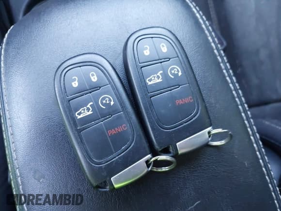 ✅ 2014 Jeep Cherokee Altitude • VIN: 1C4PJMCS1EW244549 • Lot: 42659453. Listed on IAAI with 177,151 mi. Free auction sales archive from the USA and detailed vehicle history report at DreamBid. Image 11.