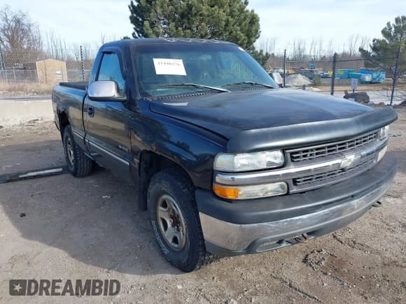 ✅ 2000 Chevrolet Silverado 1500 LS • VIN: 1GCEK14T3YZ193410 • Лот: 41440476. Опубликован ранее на IAAI с пробегом 139 309 миль. Бесплатный доступ к архиву аукционных продаж из США и подробный отчёт об истории автомобиля на DreamBid. Изображение 1.