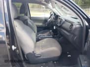 ✅ 2021 Toyota Tacoma SR5 • VIN: 3TYAX5GNXMT028099 • Lot: 43414780. Wystawiony na IAAI z przebiegiem Nie podano. Bezpłatny archiwum sprzedaży aukcyjnych z USA i szczegółowy raport historii pojazdu na DreamBid. Zdjęcie 5.