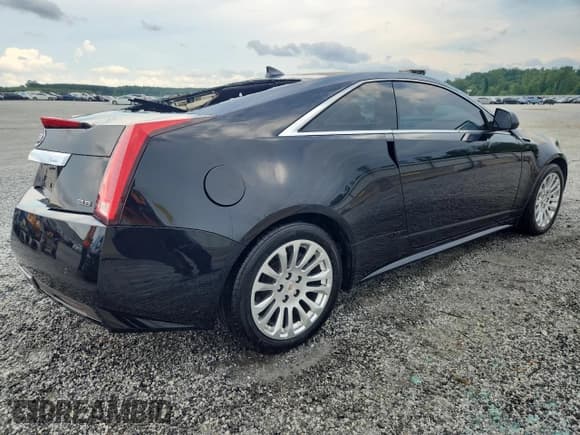 ✅ 2011 Cadillac CTS Premium • VIN: 1G6DP1ED3B0110593 • Lot: 63099245. Wystawiony na Copart z przebiegiem 177 081 mil. Bezpłatny archiwum sprzedaży aukcyjnych z USA i szczegółowy raport historii pojazdu na DreamBid. Zdjęcie 3.