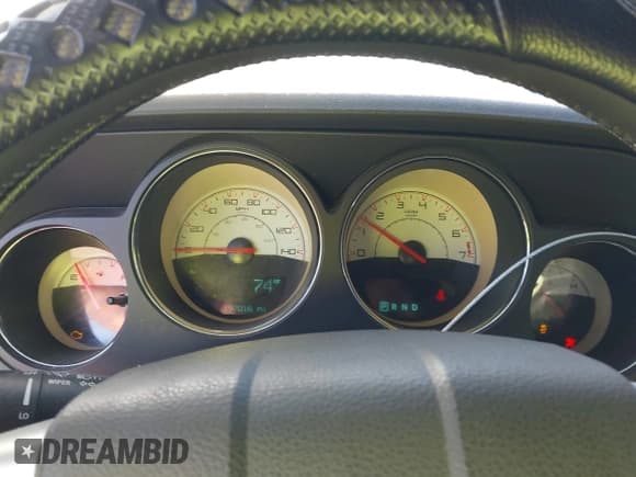 ✅ 2014 Dodge Challenger SXT • VIN: 2C3CDYAG7EH304459 • Lot: 43682366. Listed on IAAI with 197,016 mi. Free auction sales archive from the USA and detailed vehicle history report at DreamBid. Image 7.