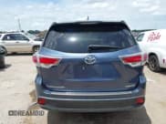 ✅ 2015 Toyota Highlander Limited • VIN: 5TDYKRFH0FS094272 • Lot: 42634576. Listed on IAAI with 176,312 mi. Free auction sales archive from the USA and detailed vehicle history report at DreamBid. Image 16.