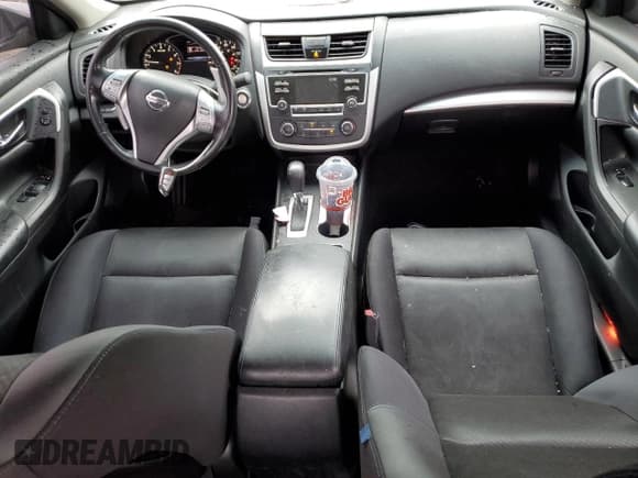 ✅ 2016 Nissan Altima SR • VIN: 1N4AL3AP6GC158768 • Lot: 93250635. Wystawiony na Copart z przebiegiem 71 219 mil. Bezpłatny archiwum sprzedaży aukcyjnych z USA i szczegółowy raport historii pojazdu na DreamBid. Zdjęcie 8.