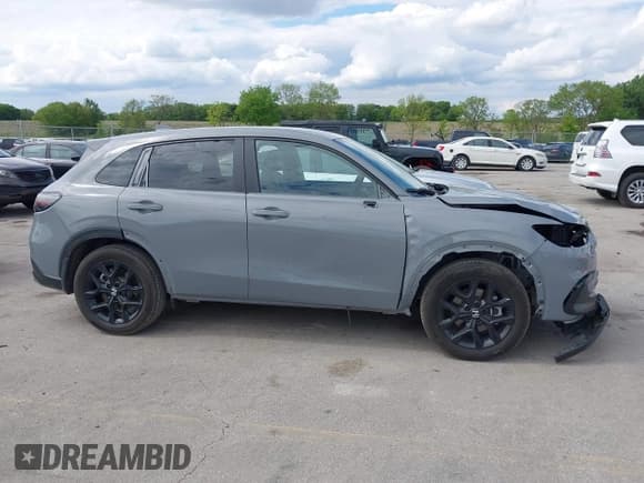✅ 2024 Honda HR-V Sport • VIN: 3CZRZ2H57RM756549 • Lot: 42346534. Listed on IAAI with 18,888 mi. Free auction sales archive from the USA and detailed vehicle history report at DreamBid. Image 14.