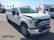 ✅ 2018 Ford F-250 XL • VIN: 1FT7W2AT8JEB20943 • Лот: 43111623. Опубликован ранее на IAAI с пробегом 215 058 миль. Бесплатный доступ к архиву аукционных продаж из США и подробный отчёт об истории автомобиля на DreamBid. Изображение 1.