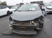 ✅ 2019 Toyota Corolla LE • VIN: 2T1BURHEXKC154726 • Lot: 43631625. Wystawiony na IAAI z przebiegiem 80 509 mil. Bezpłatny archiwum sprzedaży aukcyjnych z USA i szczegółowy raport historii pojazdu na DreamBid. Zdjęcie 13.