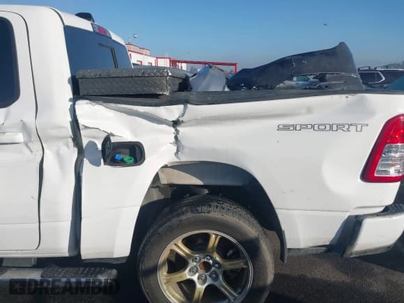 ✅ 2022 Ram 1500 Big Horn • VIN: 1C6RREFM5NN274493 • Лот: 43632384. Опубликован ранее на IAAI с пробегом 35 138 миль. Бесплатный доступ к архиву аукционных продаж из США и подробный отчёт об истории автомобиля на DreamBid. Изображение 6.