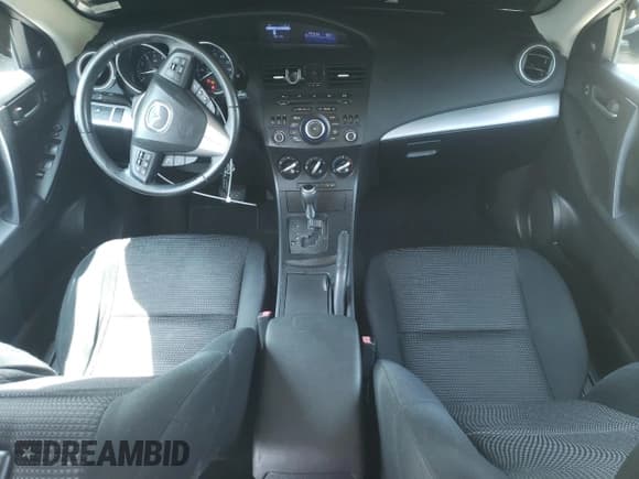 ✅ 2012 Mazda 3 i Touring • VIN: JM1BL1L79C1665394 • Lot: 70208524. Wystawiony na Copart z przebiegiem 166 067 mil. Bezpłatny archiwum sprzedaży aukcyjnych z USA i szczegółowy raport historii pojazdu na DreamBid. Zdjęcie 8.