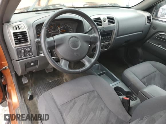 ✅ 2004 Chevrolet Colorado LS Z71 • VIN: 1GCDT196248213416 • Лот: 61487355. Опубликован ранее на Copart с пробегом 131 378 миль. Бесплатный доступ к архиву аукционных продаж из США и подробный отчёт об истории автомобиля на DreamBid. Изображение 8.