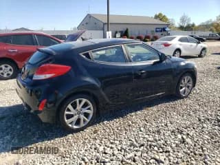 ✅ 2017 Hyundai Veloster • VIN: KMHTC6AD4HU318275 • Lot: 74269584. Wystawiony na Copart z przebiegiem 102 356 mil. Bezpłatny archiwum sprzedaży aukcyjnych z USA i szczegółowy raport historii pojazdu na DreamBid. Zdjęcie 3.