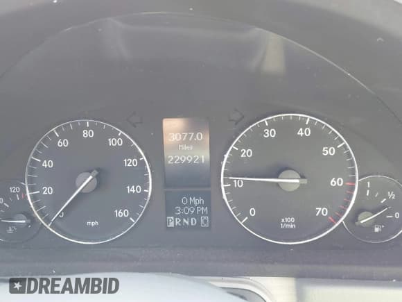 ✅ 2005 Mercedes-Benz C 320 • VIN: WDBRF64J75F604787 • Лот: 41114916. Опубликован ранее на IAAI с пробегом 270 000 миль. Бесплатный доступ к архиву аукционных продаж из США и подробный отчёт об истории автомобиля на DreamBid. Изображение 7.