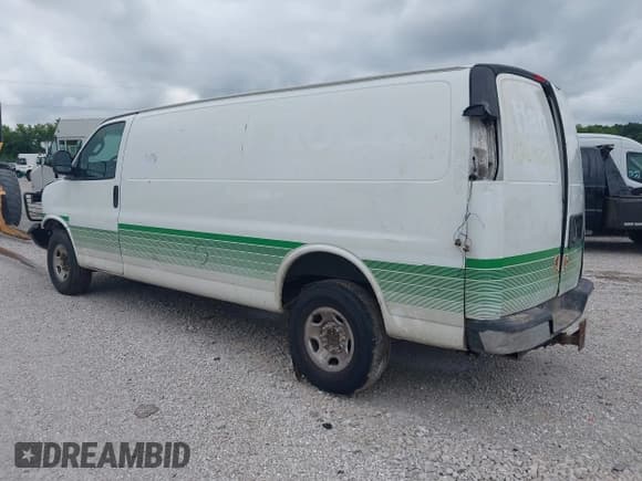 ✅ 2016 Chevrolet Express Cargo • VIN: 1GCZGHFG5G1230370 • Lot: 42697210. Listed on IAAI with 370,606 mi. Free auction sales archive from the USA and detailed vehicle history report at DreamBid. Image 3.