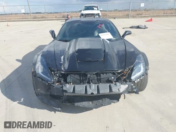 ✅ 2019 Chevrolet Corvette 2LT • VIN: 1G1YC2D76K5106643 • Lot: 43927007. Wystawiony na IAAI z przebiegiem 31 522 mil. Bezpłatny archiwum sprzedaży aukcyjnych z USA i szczegółowy raport historii pojazdu na DreamBid. Zdjęcie 12.