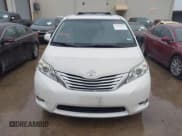 ✅ 2012 Toyota Sienna XLE • VIN: 5TDYK3DC8CS243544 • Lot: 43822359. Listed on IAAI with 138,152 mi. Free auction sales archive from the USA and detailed vehicle history report at DreamBid. Image 12.