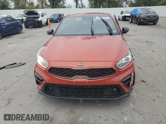 ✅ 2021 Kia Forte GT-Line • VIN: 3KPF34ADXME268562 • Lot: 85673435. Wystawiony na Copart z przebiegiem 56 471 mil. Bezpłatny archiwum sprzedaży aukcyjnych z USA i szczegółowy raport historii pojazdu na DreamBid. Zdjęcie 5.