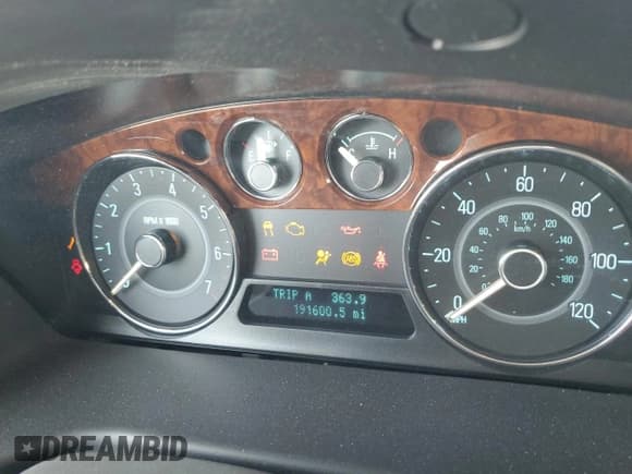 ✅ 2011 Ford Flex Limited • VIN: 2FMHK6DC8BBD03626 • Лот: 68905555. Опубликован ранее на Copart с пробегом 191 600 миль. Бесплатный доступ к архиву аукционных продаж из США и подробный отчёт об истории автомобиля на DreamBid. Изображение 9.