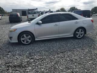 2012 Toyota Camry SE z VIN 4T1BF1FK0CU058754, wystawiony jako Copart lot #86246225 z przebiegiem 193 892 mil mil oraz Szkoda całkowita • Salvage title. Historia ofert i sprzedaży dostępna na DreamBid. Obrazek 1.