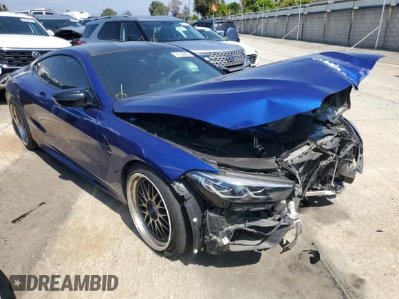 ✅ 2020 BMW M8 • VIN: WBSAE0C08LCD77532 • Lot: 51166005. Listed on Copart with 23,661 mi. Free auction sales archive from the USA and detailed vehicle history report at DreamBid. Image 4.