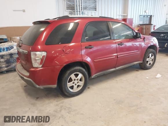 ✅ 2005 Chevrolet Equinox LS • VIN: 2CNDL13F556179659 • Лот: 41719301. Опубликован ранее на IAAI с пробегом 211 493 миль. Бесплатный доступ к архиву аукционных продаж из США и подробный отчёт об истории автомобиля на DreamBid. Изображение 4.