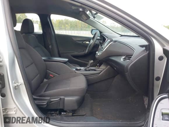 2018 Chevrolet Malibu LT с VIN 1G1ZD5ST1JF238558, выставлен на аукционе IAAI как лот 43383499 с пробегом 103 117 миль миль и . История ставок и продаж доступна на DreamBid. Изображение 5.