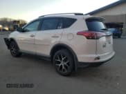 ✅ 2017 Toyota RAV4 SE • VIN: JTMJFREV6HJ173412 • Lot: 93610635. Wystawiony na Copart z przebiegiem 90 395 mil. Bezpłatny archiwum sprzedaży aukcyjnych z USA i szczegółowy raport historii pojazdu na DreamBid. Zdjęcie 2.