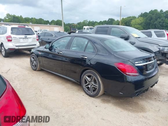 ✅ 2019 Mercedes-Benz C 43 AMG • VIN: 55SWF6EB0KU287879 • Lot: 42863581. Listed on IAAI with 61,392 mi. Free auction sales archive from the USA and detailed vehicle history report at DreamBid. Image 3.