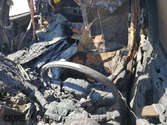 2015 Subaru Forester Premium с VIN JF2SJADC1FG598455, выставлен на аукционе Copart как лот 84889255 с пробегом Не указан миль и Списание • Salvage title. История ставок и продаж доступна на DreamBid. Изображение 7.