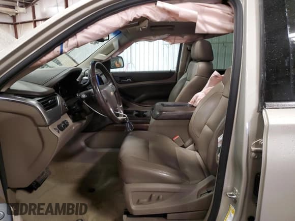 ✅ 2015 Chevrolet Suburban LT • VIN: 1GNSKJKC1FR289952 • Лот: 86842865. Опубликован ранее на Copart с пробегом 224 346 миль. Бесплатный доступ к архиву аукционных продаж из США и подробный отчёт об истории автомобиля на DreamBid. Изображение 7.