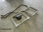 ✅ 2002 Dodge Passenger • VIN: 2B5WB35Y92K109605 • Lot: 81635945. Wystawiony na Copart z przebiegiem Nie podano. Bezpłatny archiwum sprzedaży aukcyjnych z USA i szczegółowy raport historii pojazdu na DreamBid. Zdjęcie 13.