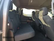 ✅ 2021 Chevrolet Silverado 1500 LT Trail Boss • VIN: 3GCPYFEL8MG221716 • Lot: 71232514. Wystawiony na Copart z przebiegiem 40 423 mil. Bezpłatny archiwum sprzedaży aukcyjnych z USA i szczegółowy raport historii pojazdu na DreamBid. Zdjęcie 10.